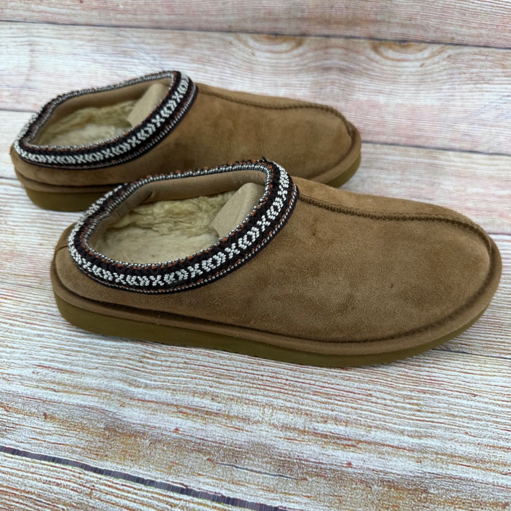 Kirkland Signature‎ Unisex Shearling Slipper Tan Suede Braid  7771737 Men 8 W9